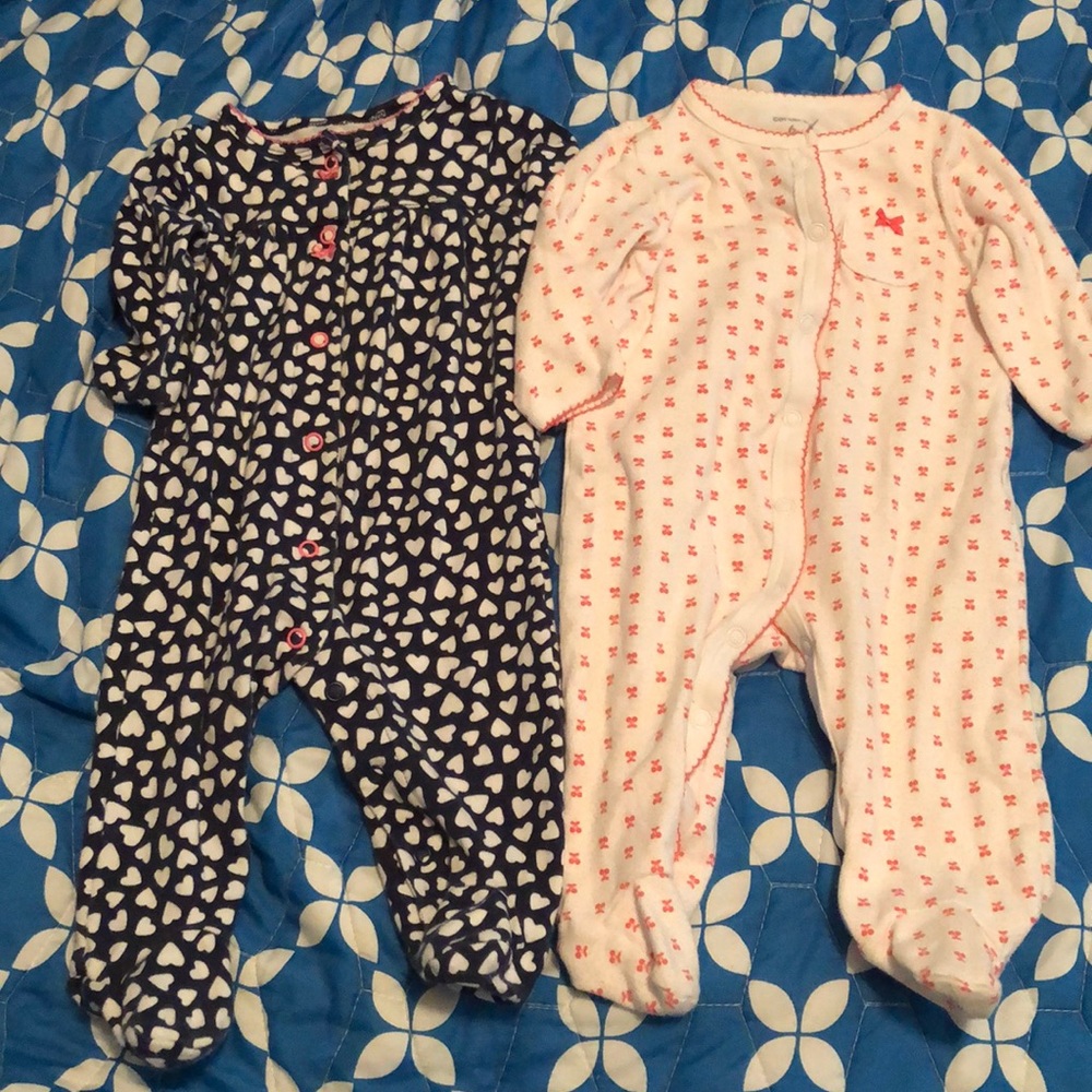 2 adorable size 6 months cotton sleepers